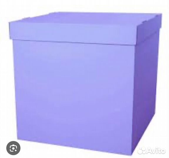 Коробка с сувенирами