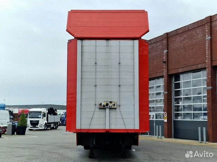 Полуприцеп для перевозки скота Pezzaioli SBA31 3+3, 2013