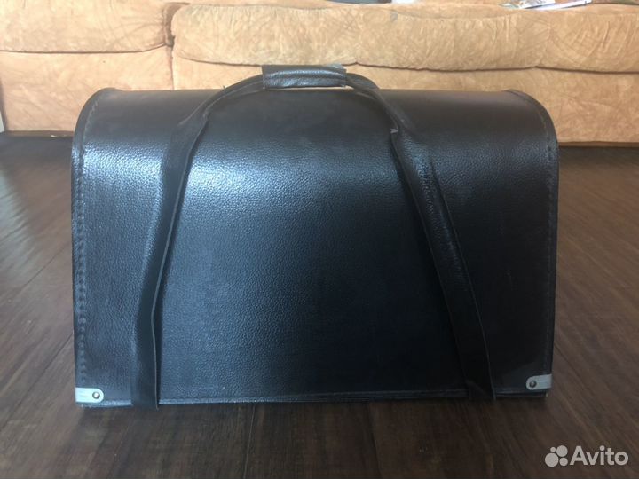 Швейная машина Чайка 134