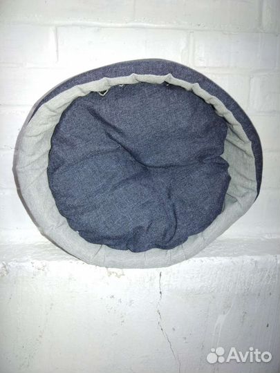 Лежанка-гнездо с подушкой кошке/собаке новая