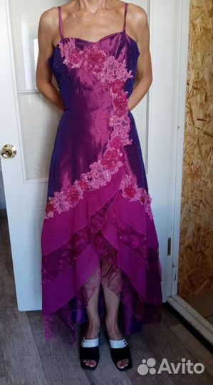 Вечернее платье