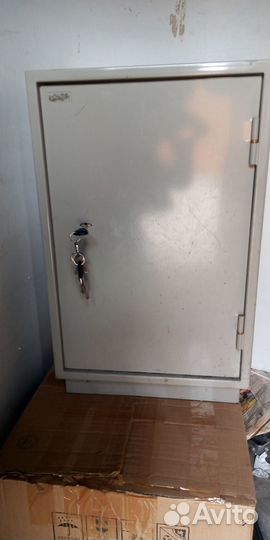 Сейф металлический бу
