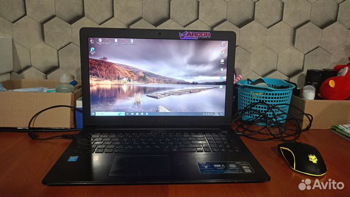Ноутбук Asus