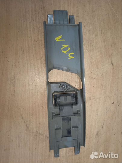 Накладка средней стойки mercedes w124 мерседес 124