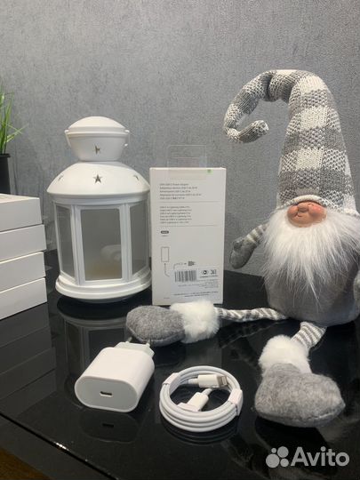 Зарядное устройство для iPhone