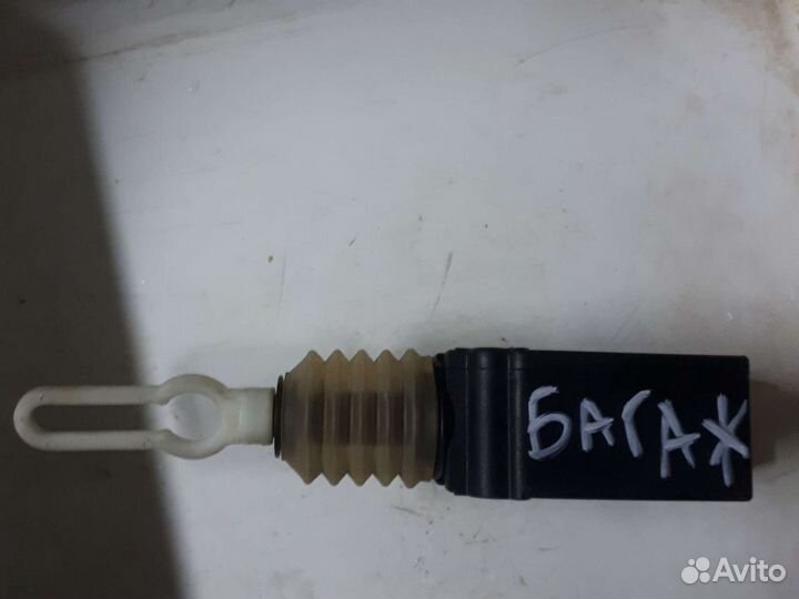 Привод замка багажника ауди а6с5 audi a6c5