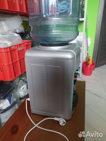 Кулер для воды