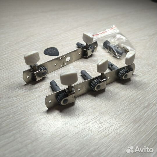 Акустическая гитара советская