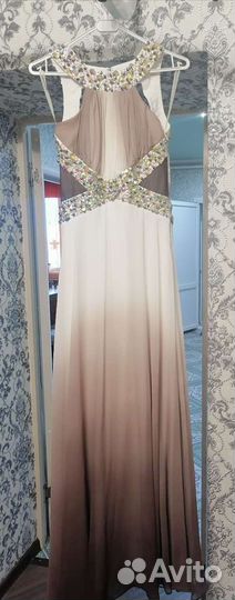 Вечернее платье