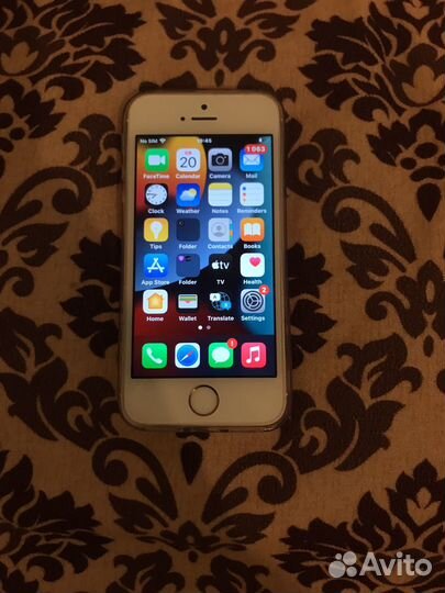 iPhone SE, 32 ГБ