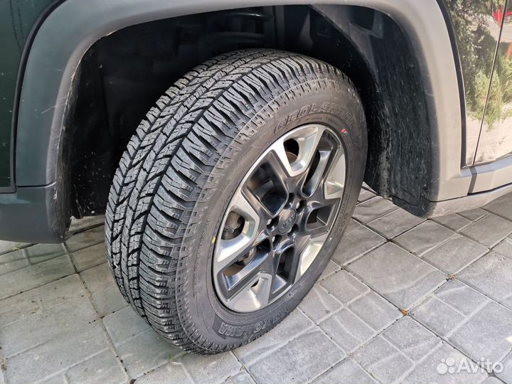 Yokohama Geolandar A/T G015 235/70 R16 106H
