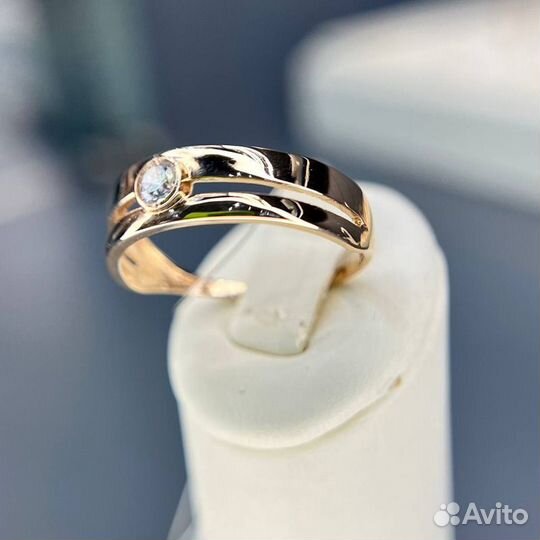 Золотое кольцо 585 пробы золото