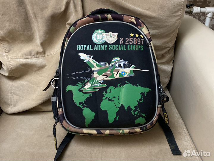 Школьный рюкзак