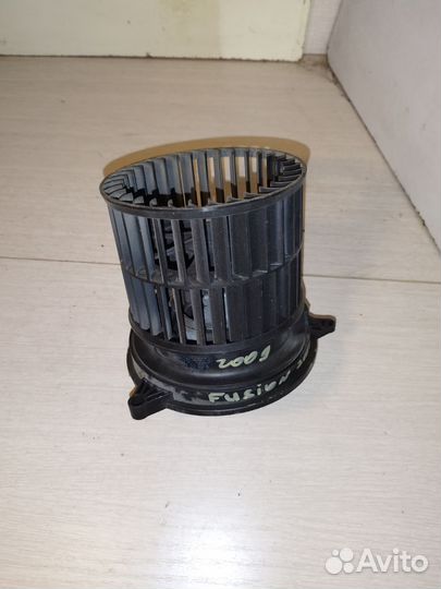 Моторчик печки Ford Fusion