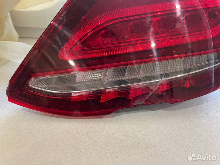 Задний фонарь mercedes w 205