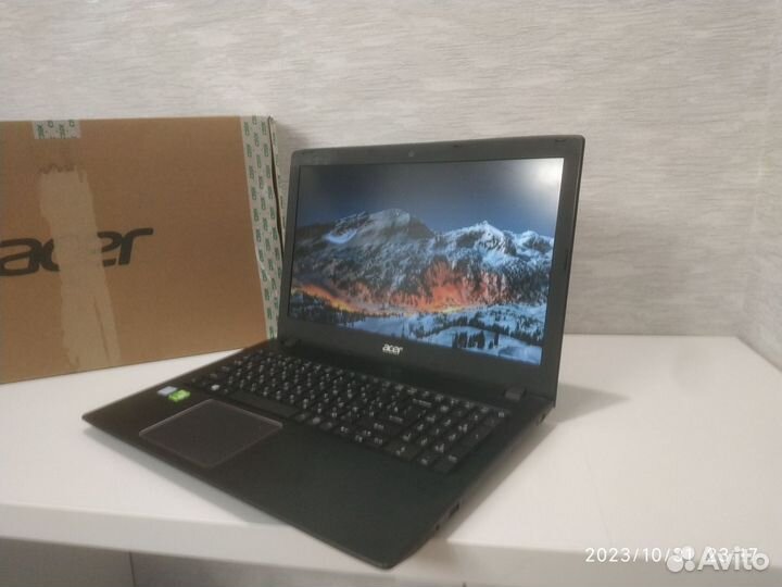 Acer i3-6006u/8 GB DDR4/940mx/256 SSD/IPS