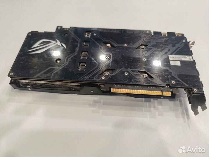 Продам видеокарту Asus Strix 1070Ti 8Gb