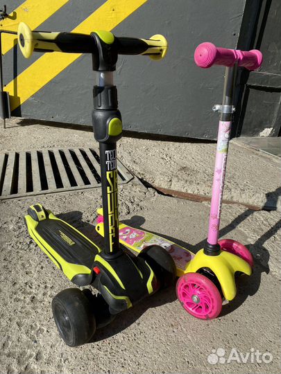 Самокаты трехколесные детские 2 шт б/у