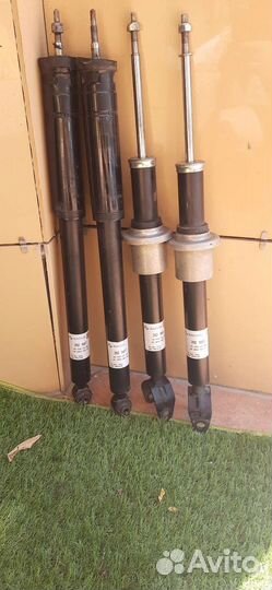 Задняя и передняя амортизатор w211