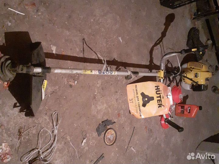 Триммер бензиновый