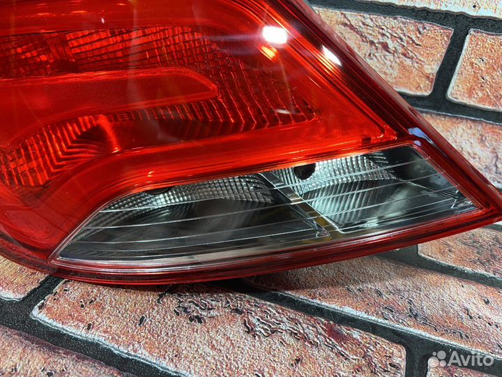 Фара задняя левая в крыло Hyndai Solaris 1 2014-17