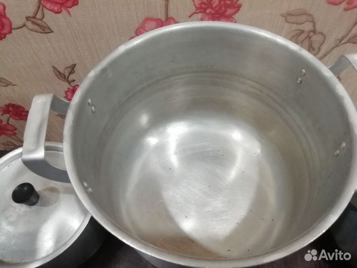Кастрюли, ковши