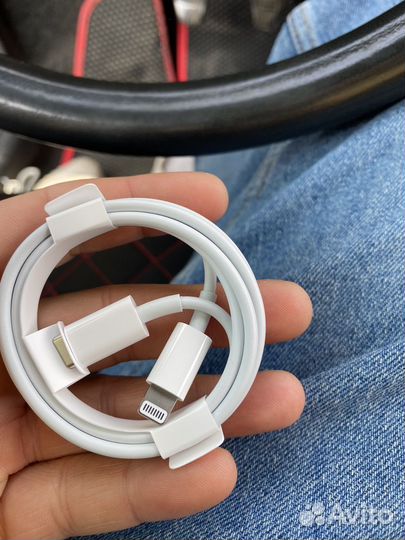 Кабель Lightning Apple USB-C to Lightning Cable