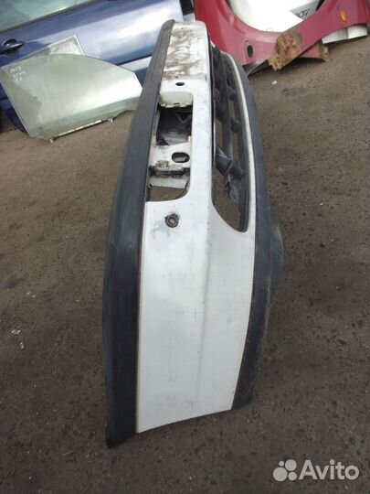 Бампер передний VW passat B4 (1994-1997) в сборе