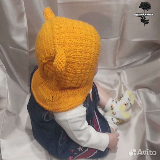 Шапочка-шлем вязанный