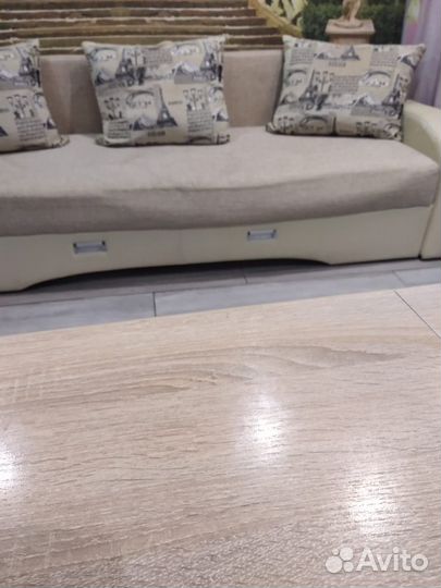 Продаются 2 дивана б/у