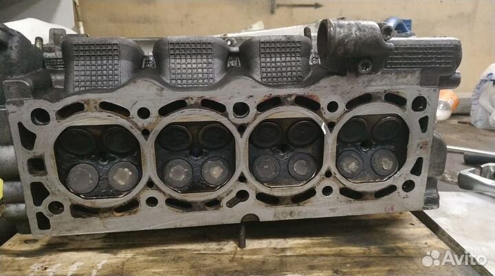 Головка блока цилиндров Opel Vectra B 1.8 X18XE1