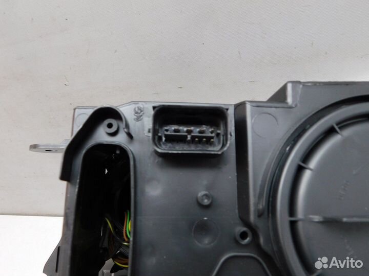 Фара правая BMW X3