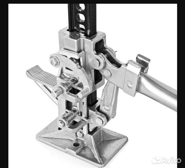 Домкрат реечный