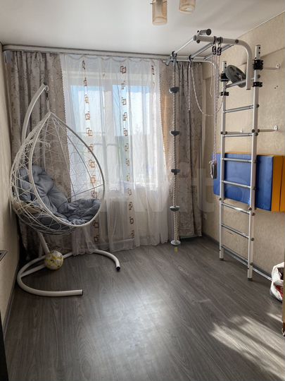 4-к. квартира, 58 м², 5/5 эт.