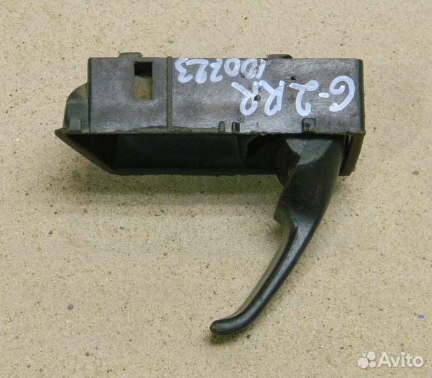 Ручка двери зад. правой внутренняя VW Golf 2