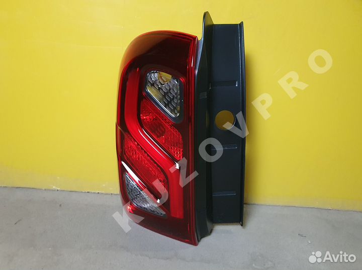Фонарь левый Renault Duster 1 2015-2020