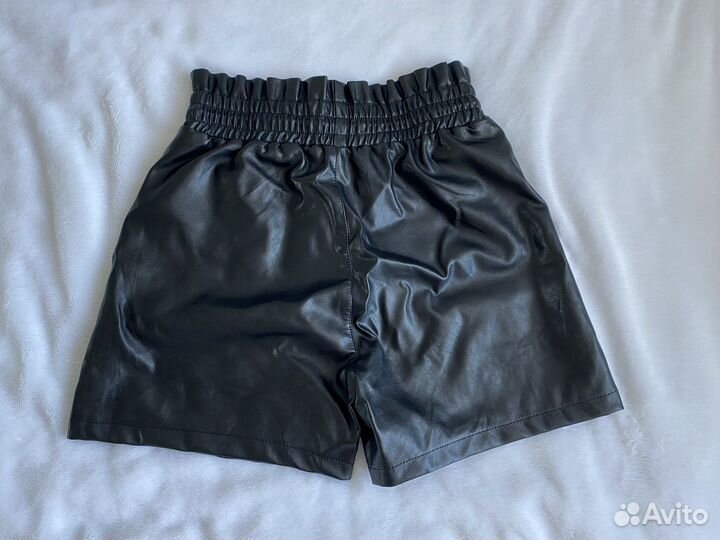 Кожаные шорты
