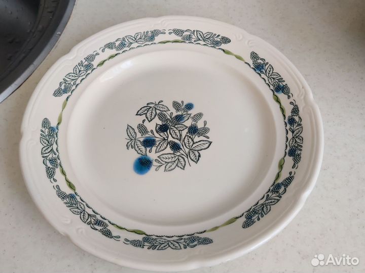 Блюдо и тарелка Зик Конаково СССР Сервиз Земляника