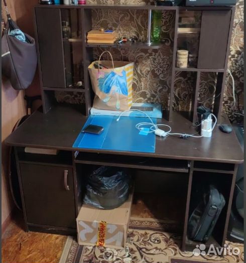 Компьютерный стол