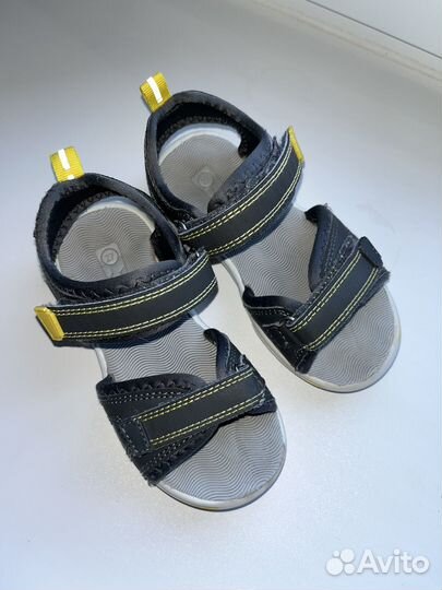 Сандалии 27