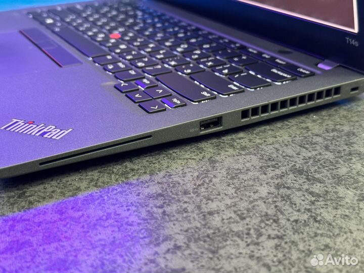 Lenovo Thinkpad T14S I7 1165G7 32GB 1TB SSD 14 4K