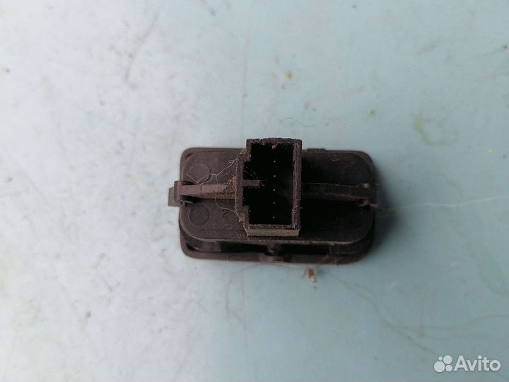 Вольво C30 S40 кнопка