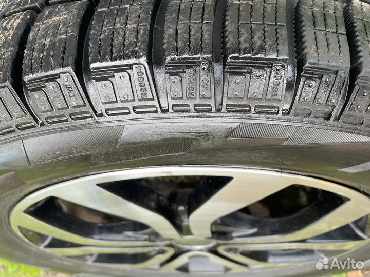 Pirelli Ice Zero FR 205/60 R16 96T