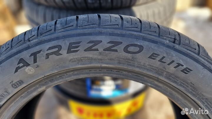 Sailun Atrezzo Elite 215/55 R17 94V