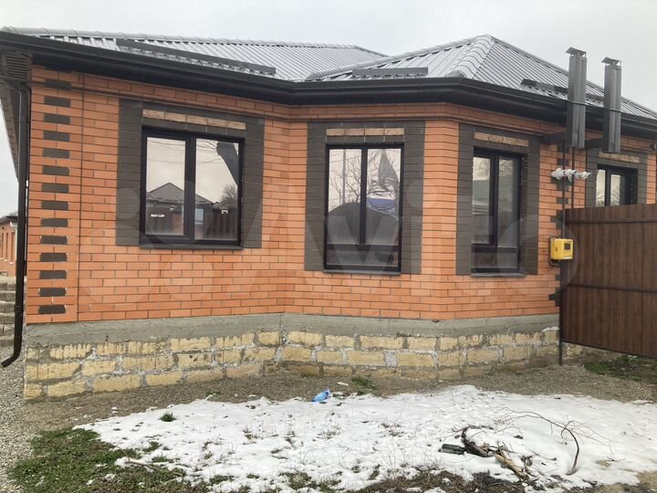 Коттедж 90 м² на участке 3 сот.