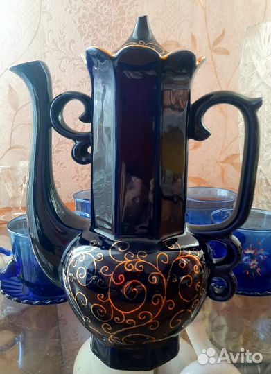 Кофейник, чайно- кофейные чашки, поильник