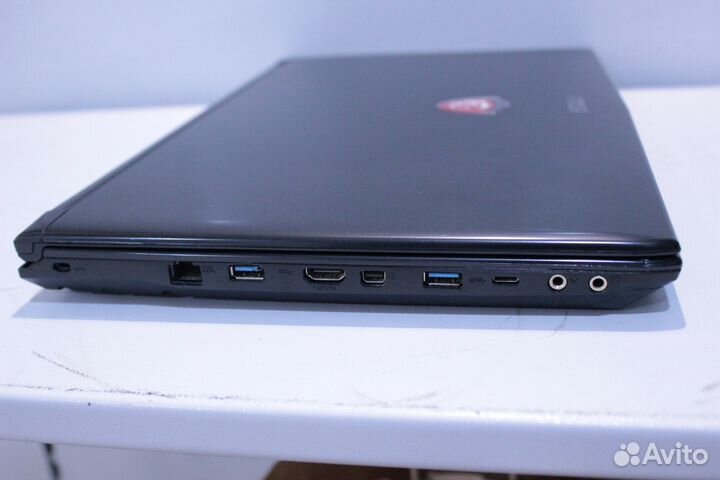 Игровой Ноутбук msi ms 16J6/ i7/ DDR4 16Gb/Full HD