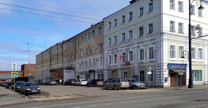 Офисы с видом на Волгу