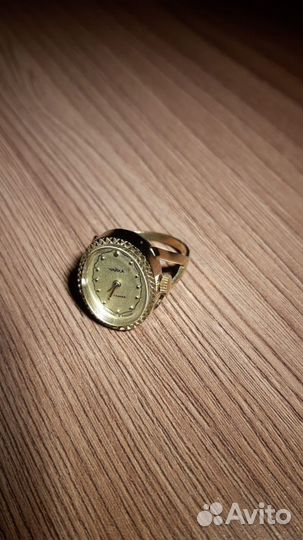 Кольцо-часы