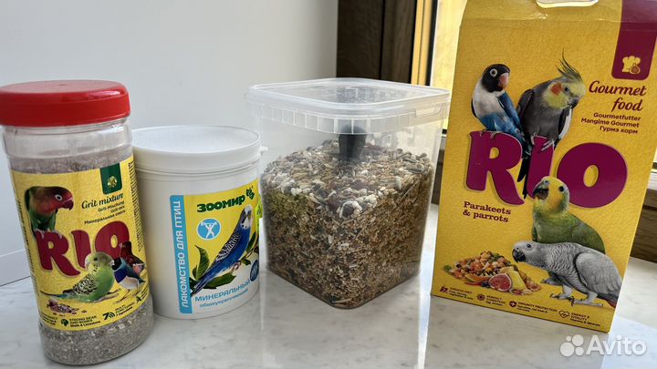 Корм для средних попугаев